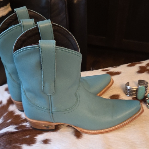 Turquoise Ankle Booties 😍 - Picture 5 of 10